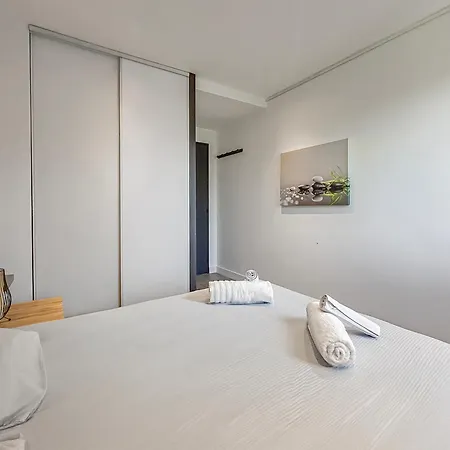 Proche Centre Appartement *